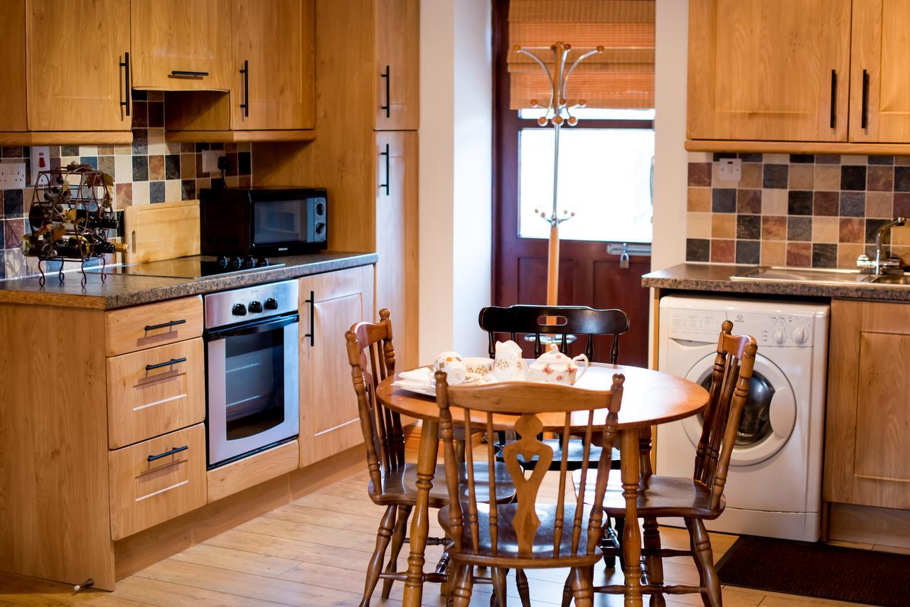Brennan'S Accommodation Glenties Esterno foto