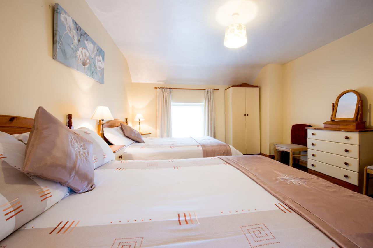 Brennan'S Accommodation Glenties Esterno foto